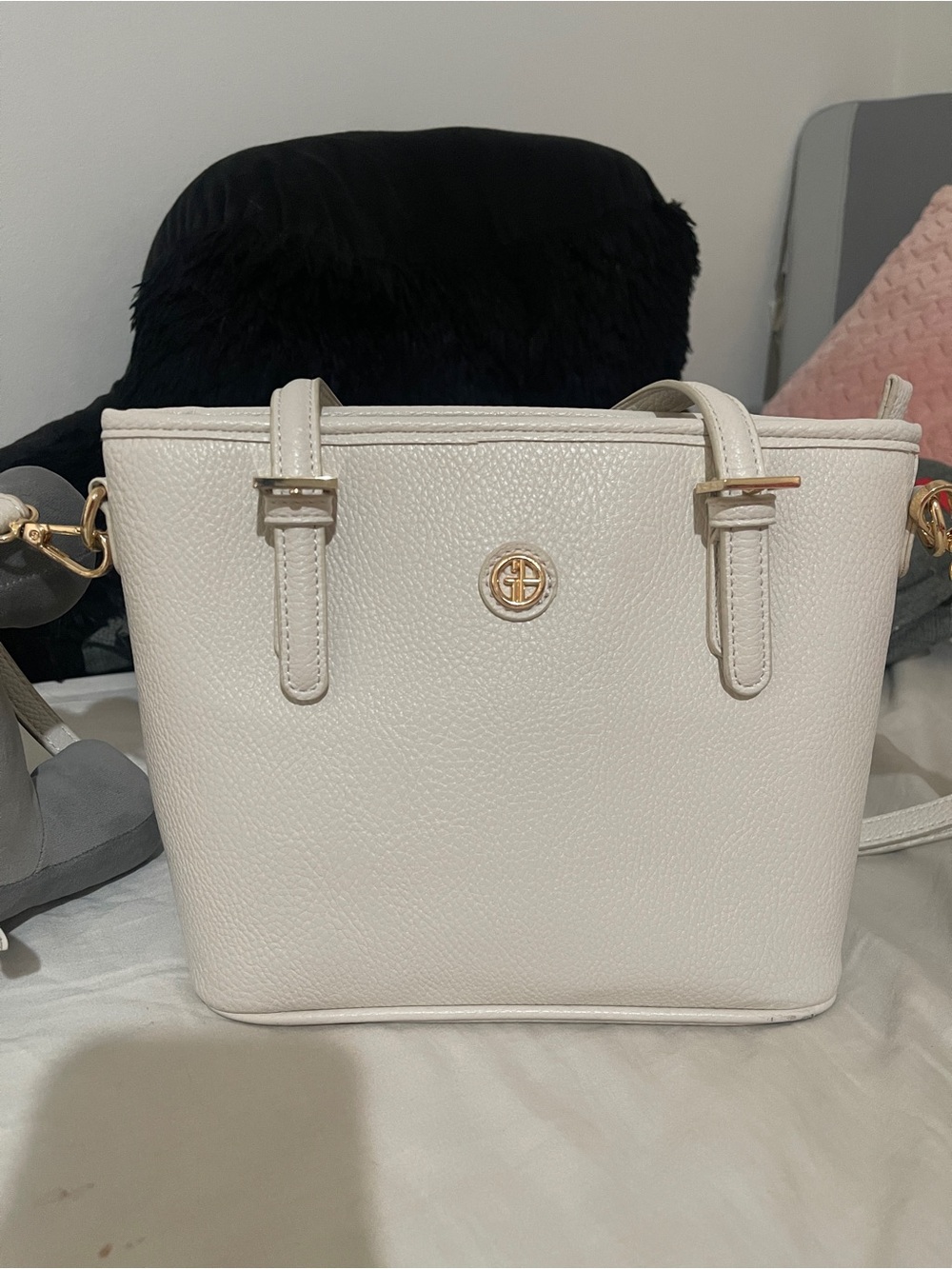 Giani Bernini: Pebble Tulip Small Tote with Crossbody Strap